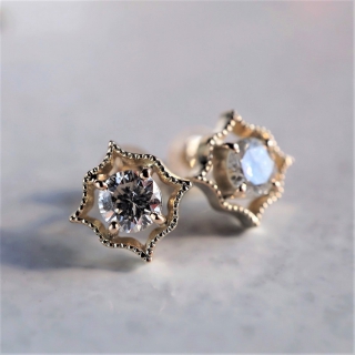 Diamond milgrain earrings