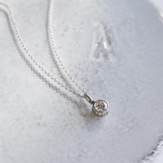 WG Diamond necklace