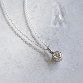 WG Diamond necklace